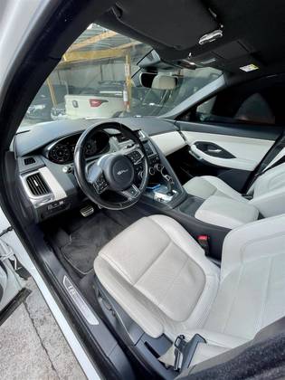 JAGUAR E-PACE 2.0 16V P250 GASOLINA R-DYNAMIC S AWD AUTOMÁTICO